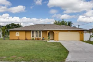 1627 Se 7th St, Cape Coral