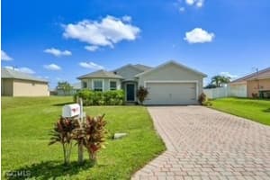 927 5th Court, Cape Coral, FL 33990 - MLS#2025017131