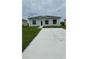 23031 Roundtree Avenue, Alva, FL 33920 - MLS#2025017156