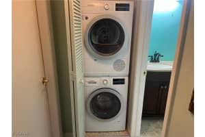 7406 Lake Breeze Drive, Fort Myers, FL 33907 - MLS#2025017170