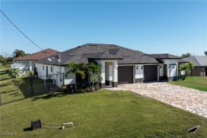 4524 20th Street, Lehigh Acres, FL 33973 - MLS#2025017185