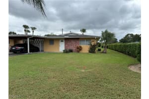 2214 6th Street, Lehigh Acres, FL 33936 - MLS#2025017206