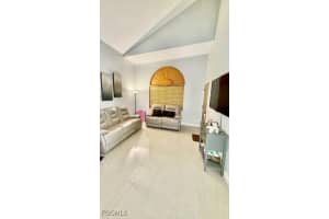 7821 Sw 9th Ter, Miami