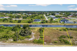 349 Paulcrest Avenue, Lehigh Acres, FL 33974 Sold 02/05/26