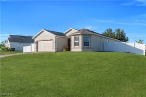 1717 9th Terrace, Cape Coral, FL 33993 - MLS#2025017317