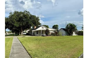 410 Osceola Avenue, Clewiston, FL 33440 - MLS#2025017350