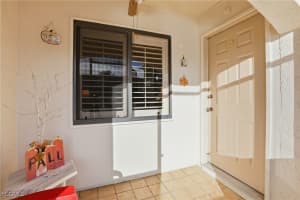 1113 Cape Coral Parkway, Cape Coral, FL 33914 - MLS#2025017366