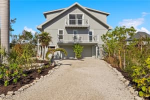4245 Gulf Pines Drive, Sanibel, FL 33957 - MLS#2025017495