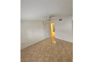 3704 Broadway 105, Fort Myers, FL 33901 - MLS#2025017557