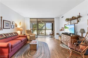 4210 Steamboat Bend, Fort Myers, FL 33919 - MLS#2025017586