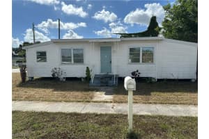 2072 Maple Avenue, Fort Myers, FL 33901 - MLS#2025017654