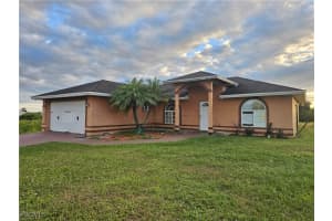 8016 Mangrove Circle, Labelle, FL 33935 - MLS#2025017676