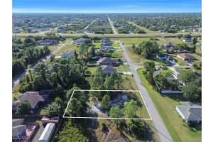 3015 32nd Street, Lehigh Acres, FL 33976 - MLS#2025017818