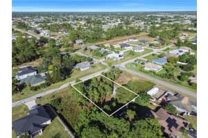 3015 32nd Street, Lehigh Acres, FL 33976 - MLS#2025017818
