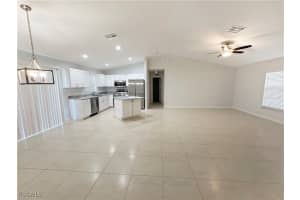 210 Manatee Street, Fort Myers, FL 33913 - MLS#2025017877