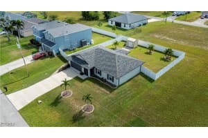 402 18th Terrace, Cape Coral, FL 33993 - MLS#2025017910