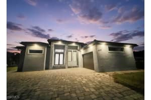 8396 Tolles Drive, North Fort Myers, FL 33917 - MLS#2025017927