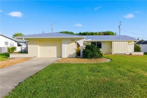 205 44th Terrace, Cape Coral, FL 33904 - MLS#2025017956