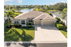 12715 Aston Oaks Drive, Fort Myers, FL 33912 - MLS#2025017990