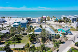 5356 Palmetto Street, Fort Myers Beach, FL 33931 - MLS#2025018053