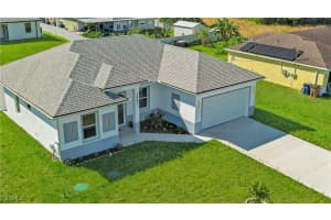 3807 3RD ST SW, Lehigh Acres, FL 33976 - MLS#2025018203