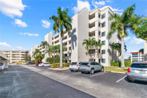 7406 Lake Breeze Drive, Fort Myers, FL 33907 - MLS#2025018253