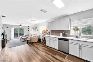 8093 Country Road, Fort Myers, FL 33919 - MLS#2025018267