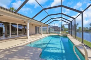 402 15th Terrace, Cape Coral, FL 33990 - MLS#2025018290