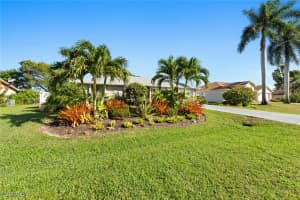 207 43rd Lane, Cape Coral, FL 33904 - MLS#2025018294