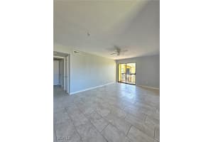 2925 Winkler Avenue, Fort Myers, FL 33916 - MLS#2025018453