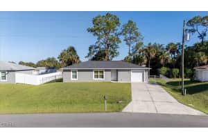 8073 Sherwood Circle, Labelle, FL 33935 - MLS#2025018467