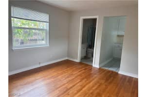 301 24th Avenue, St Petersburg, FL 33704 - MLS#2025018472