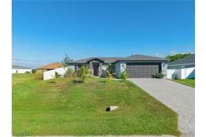 2737 2nd Place, Cape Coral, FL 33909 - MLS#2025018530