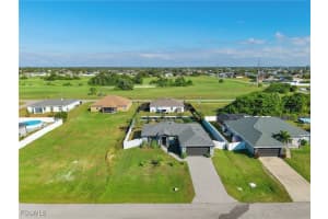 2737 2nd Place, Cape Coral, FL 33909 - MLS#2025018530