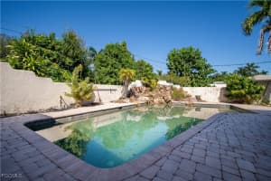 10160 McGregor Boulevard, Fort Myers, FL 33919 Sold 12/19/25