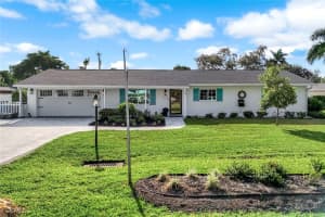 1086 Town And River Drive, Fort Myers, FL 33919 - MLS#2025018622