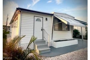 174 Overland Trail, North Fort Myers, FL 33917 - MLS#2025018644