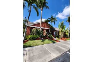 2845 Winkler Ave 309, Fort Myers