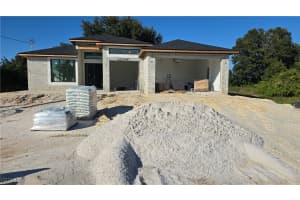 529 Theodore Vail St E, Lehigh Acres