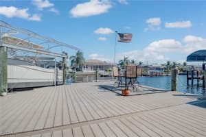 935 20th Court, Cape Coral, FL 33990 - MLS#2025018744