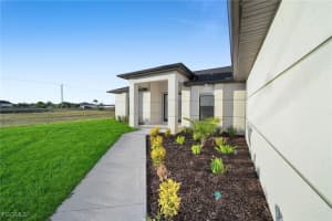 9 5th Terrace, Cape Coral, FL 33909 - MLS#2025018747