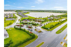 607 Parkshore Lake Avenue, Cape Coral, FL 33993 - MLS#2025018778