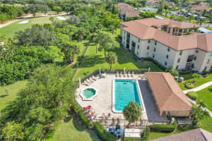 8474 Charter Club Cir 13, Fort Myers 8474 Charter Club Cir 13, Fort Myers