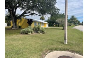 4015 Rainbow Circle, Labelle, FL 33935 - MLS#2025018849