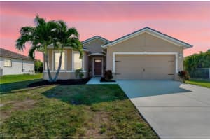 1718 43 Terrace, Cape Coral, FL 33914 - MLS#2025018899