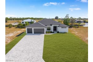 2005 32nd Court, Cape Coral, FL 33993 - MLS#2025019049