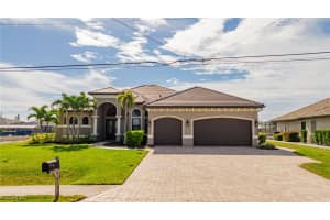 1504 Mohawk Pkwy, Cape Coral