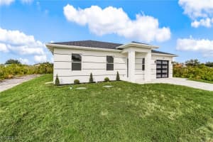 2712 64th Street, Lehigh Acres, FL 33971 - MLS#2025019149