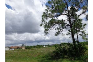 1070 Harwood Avenue, Lehigh Acres, FL 33974 - MLS#2025019168