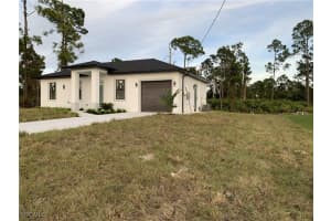 1005 Brenton Avenue, Lehigh Acres, FL 33974 - MLS#2025019282